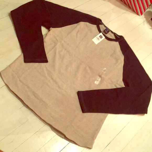 Gap long sleeved pullover - Picture 1 of 5